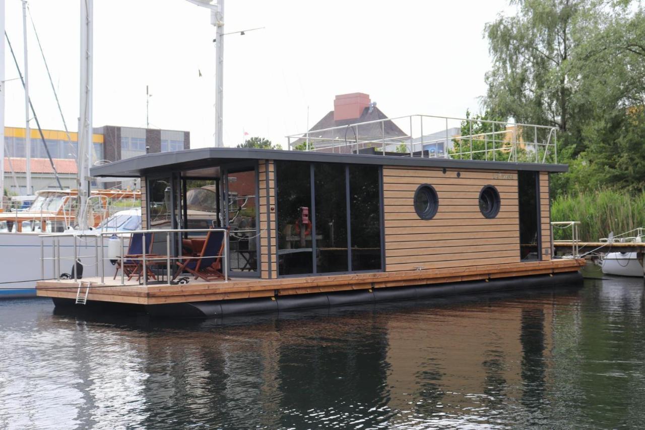 Hausboot Lina In Flensburg Hotel Eksteriør billede